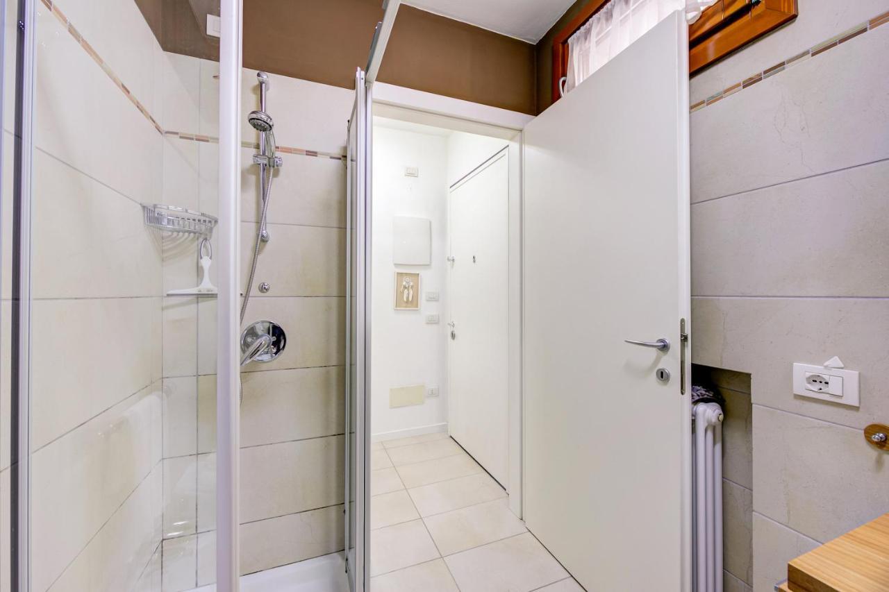The Peace Of The Lake - Happy Rentals Torbole Sul Garda Bagian luar foto